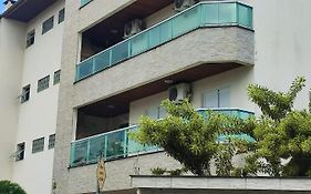 Apartamento de Luxo acesso a Praia Grande e Praia do Tenório para 6 pessoas